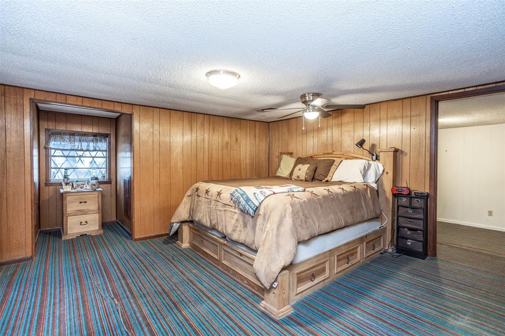 300 Thompson Street Property Photo 26