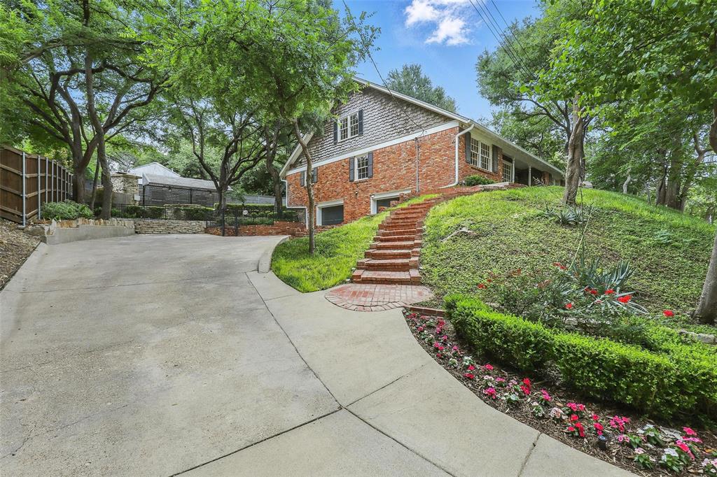 208 Rockwood Park Drive Property Photo 10