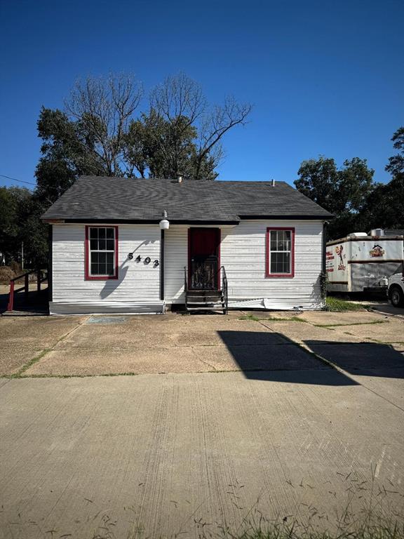 5403 Hearne Avenue Property Photo 1