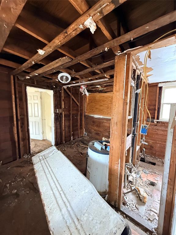 2749 Darien Street Property Photo 18