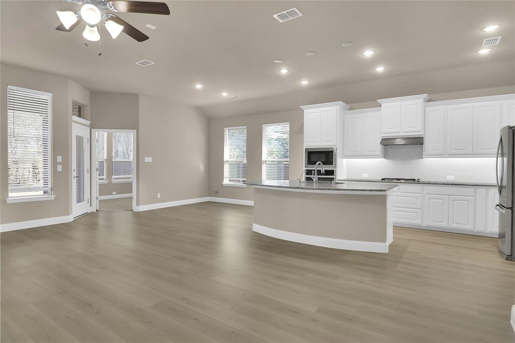 3615 Red Deer Lane Property Photo 10