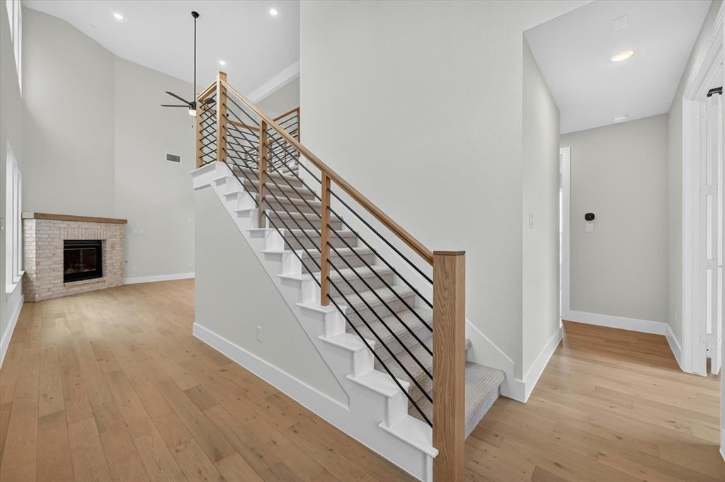 2709 Santa Monica Mews Property Photo 19
