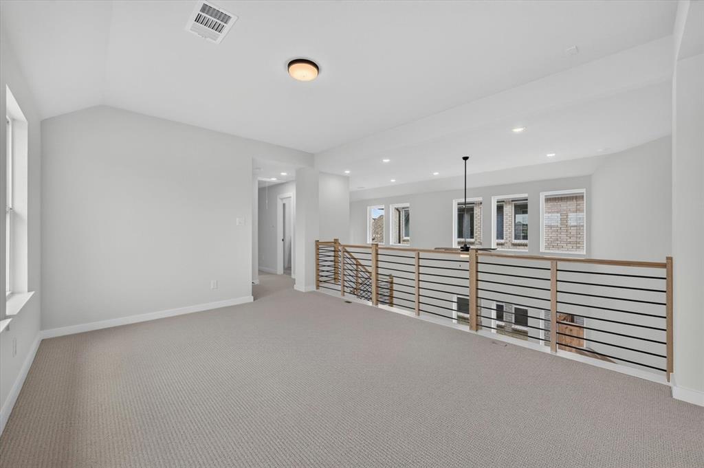 2709 Santa Monica Mews Property Photo 23
