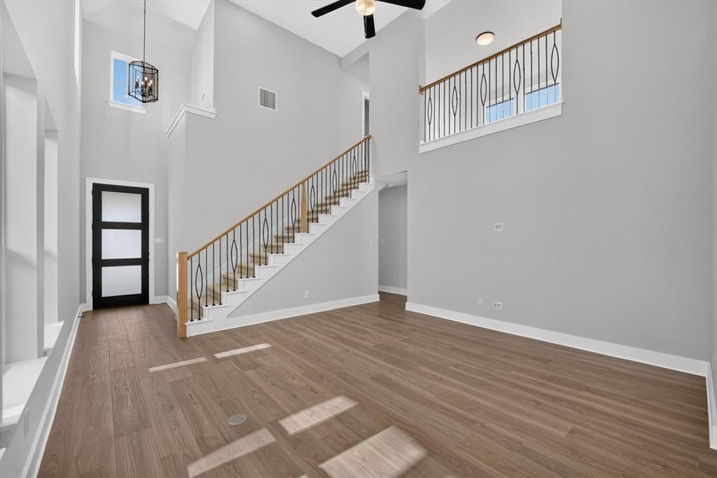 2713 Santa Monica Mews Property Photo 7
