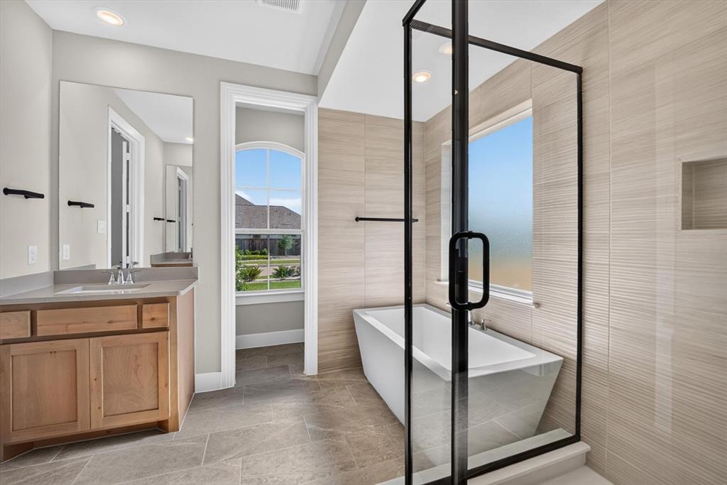 2713 Santa Monica Mews Property Photo 14