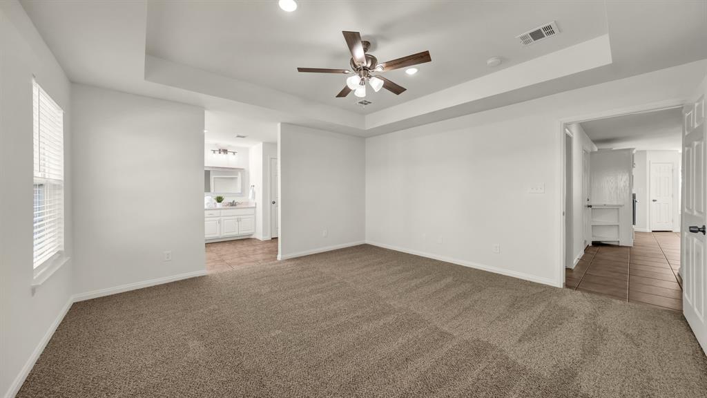 1735 Woodridge Court Property Photo 14