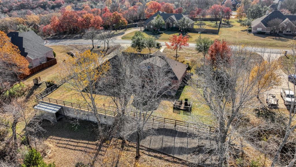 1735 Woodridge Court Property Photo 38