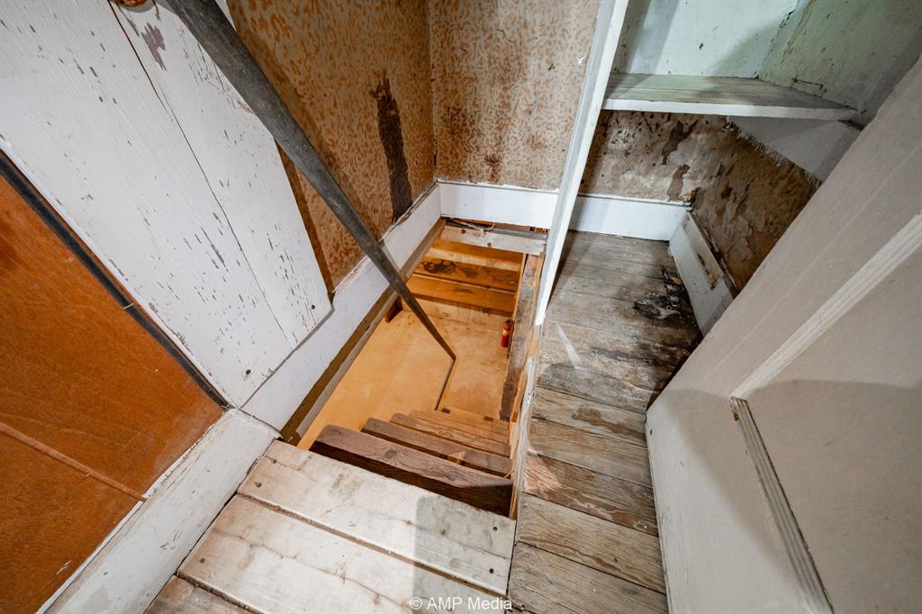 1104 N Avenue Avenue Property Photo 18