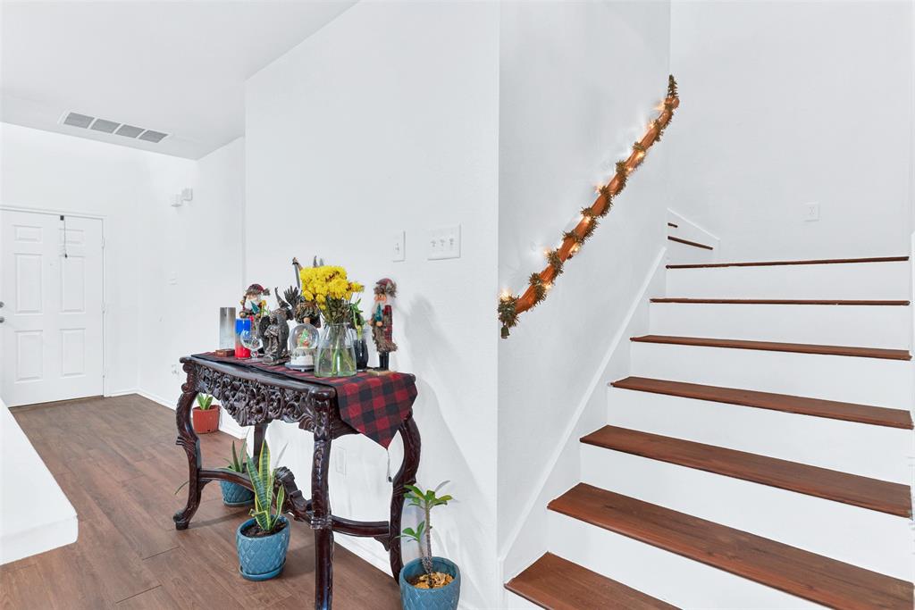 5722 Firethorn Drive Property Photo 21