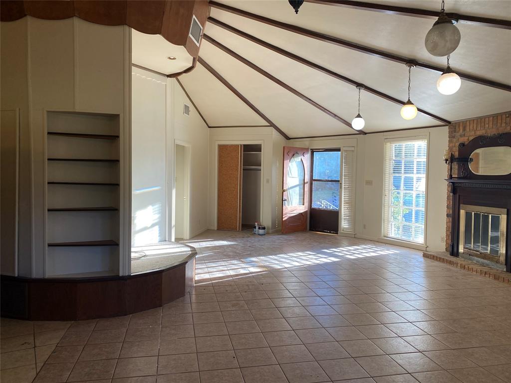 1805 E Beverly Drive Property Photo 10