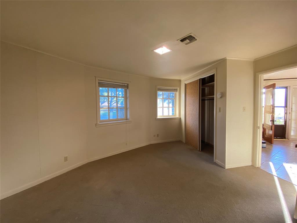 1805 E Beverly Drive Property Photo 15