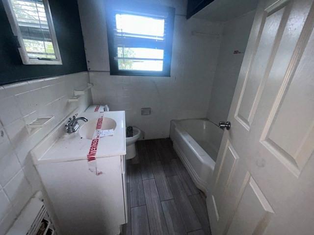 2302 E Mistletoe Avenue Property Photo 15