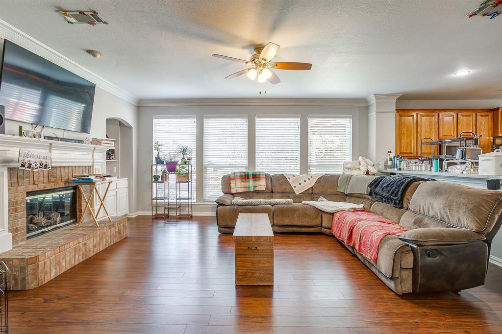6602 Fox Glen Drive Property Photo 11