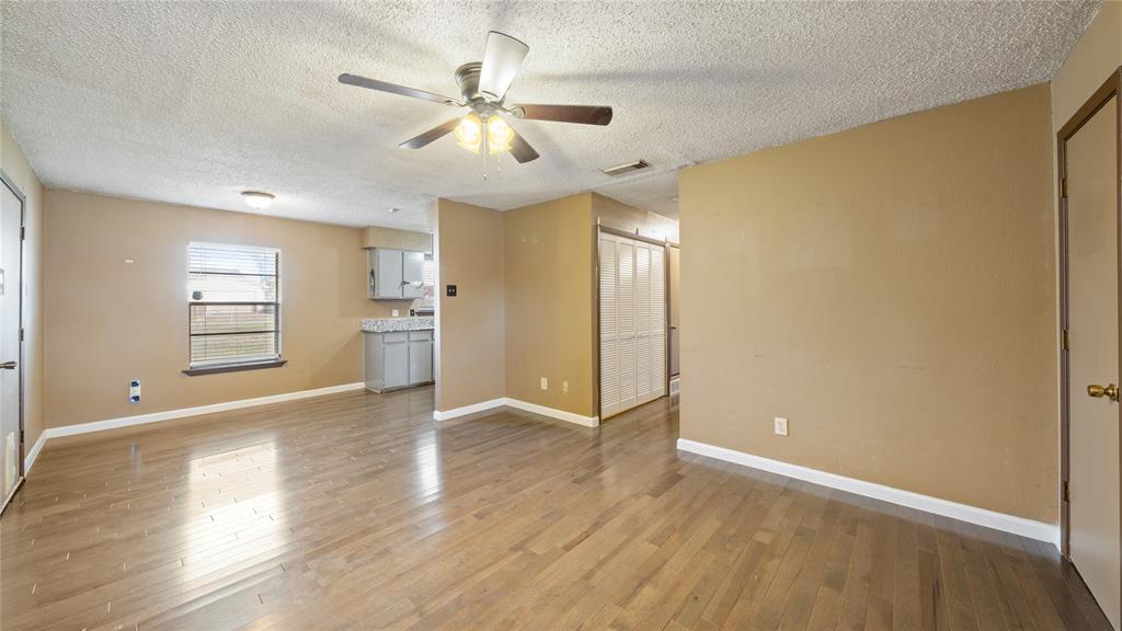 710 Catherine Lane Property Photo 4
