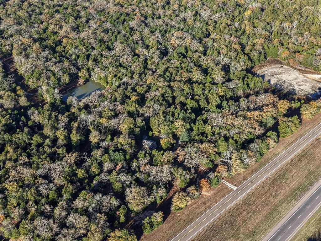 734 Interstate 45 Property Photo 14