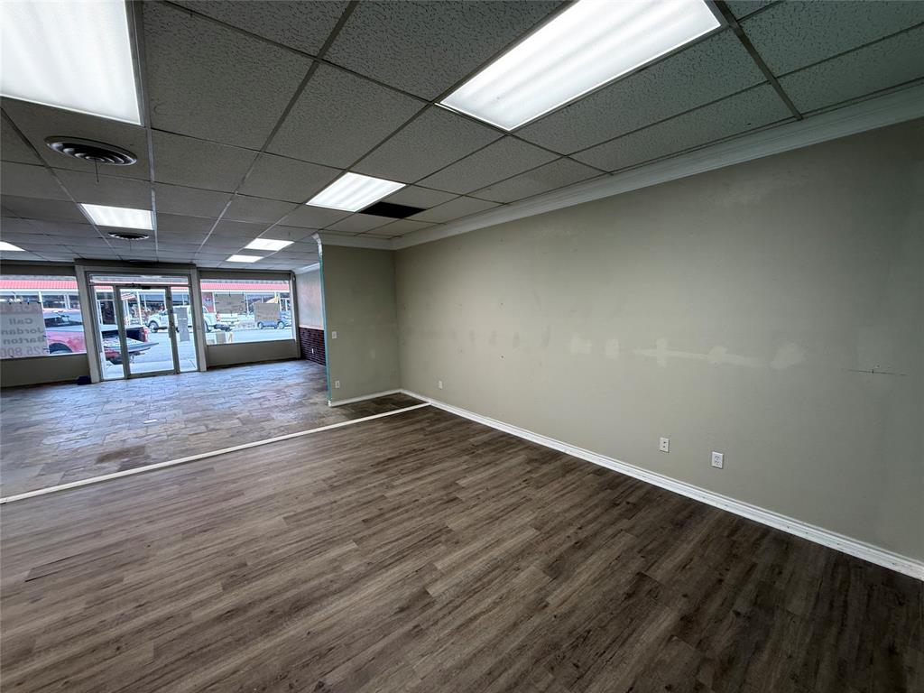 117 N Main Street Property Photo 6