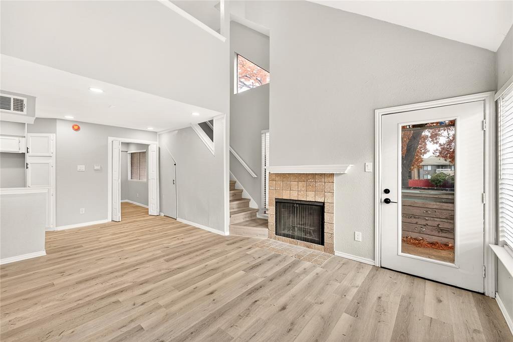9801 Walnut Street 212 Property Photo 2