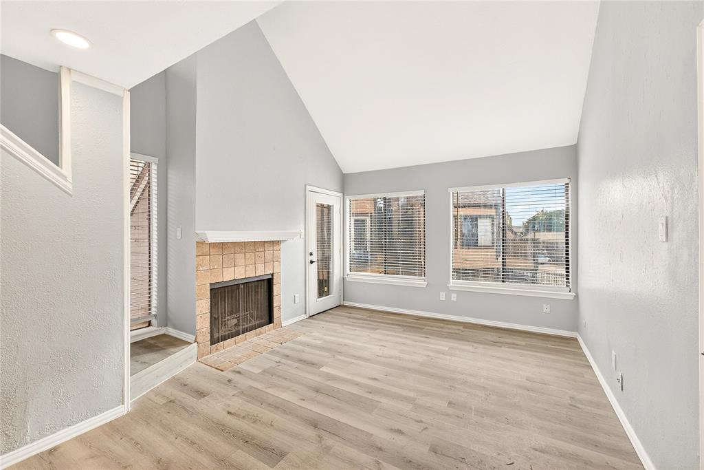 9801 Walnut Street 212 Property Photo 6