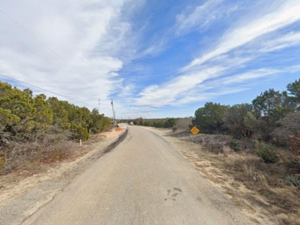1416 Ridgeview Circle Property Photo 4