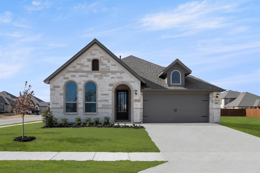 1101 Foxtail Drive Property Photo 1