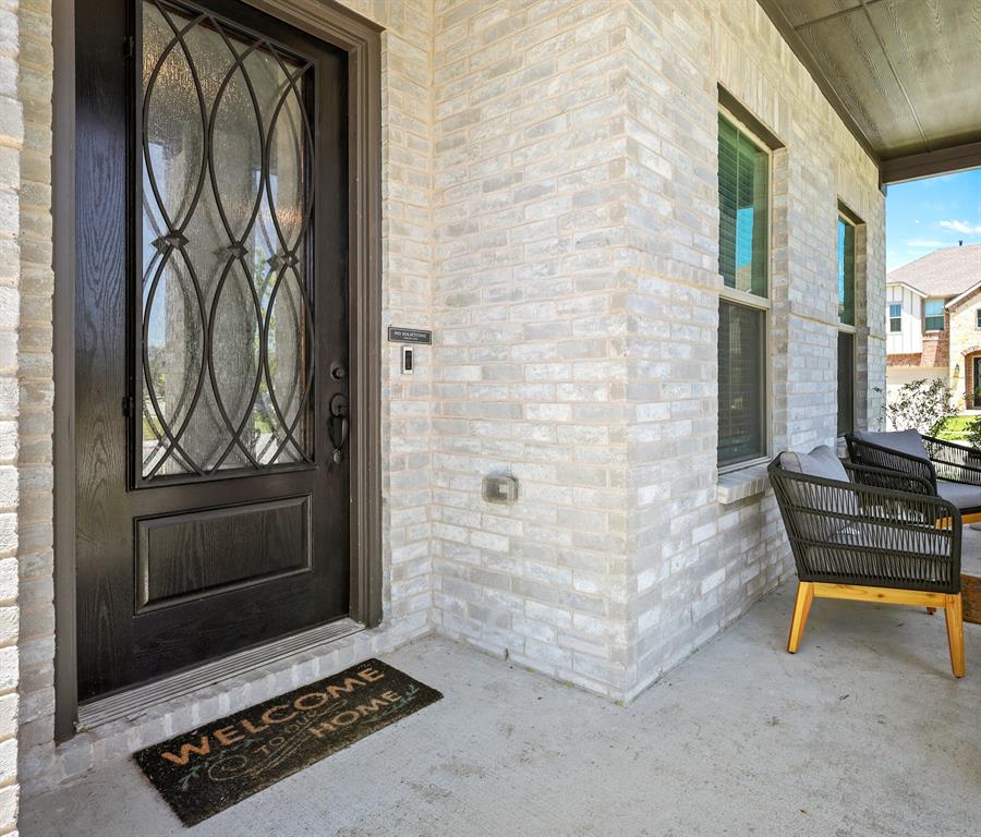 638 Taylor Drive Property Photo 2