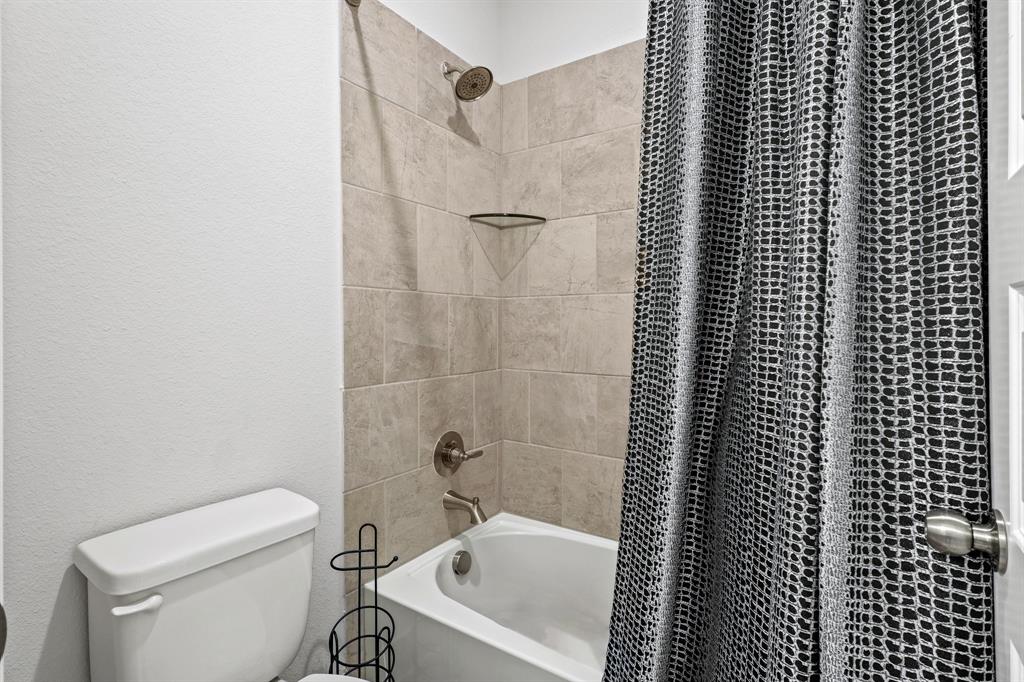 638 Taylor Drive Property Photo 17