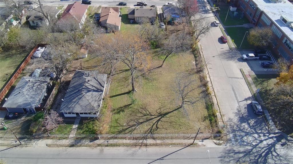 4302 Metropolitan Avenue Property Photo 7