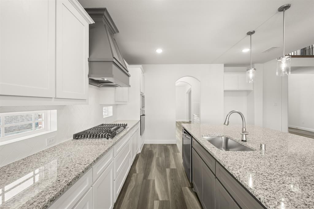 2610 White Plains Drive Property Photo 12