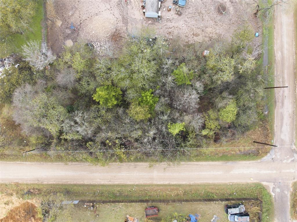 107 Frostdale Drive Property Photo 2