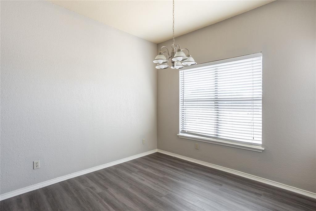 400 E Pearl Property Photo 6