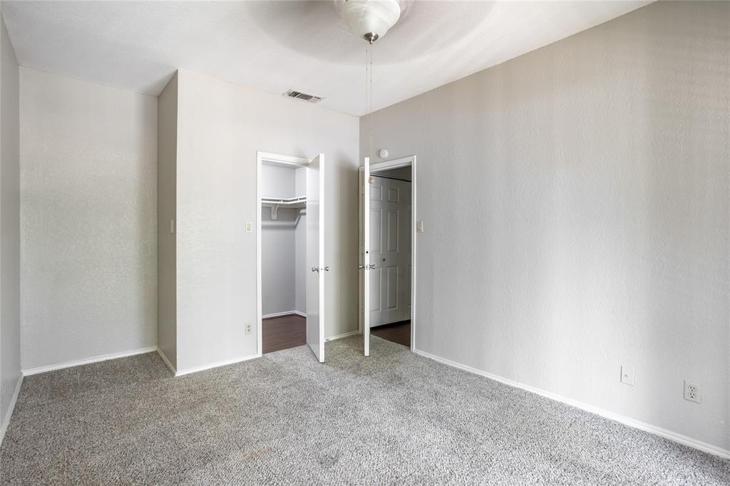 400 E Pearl Property Photo 17