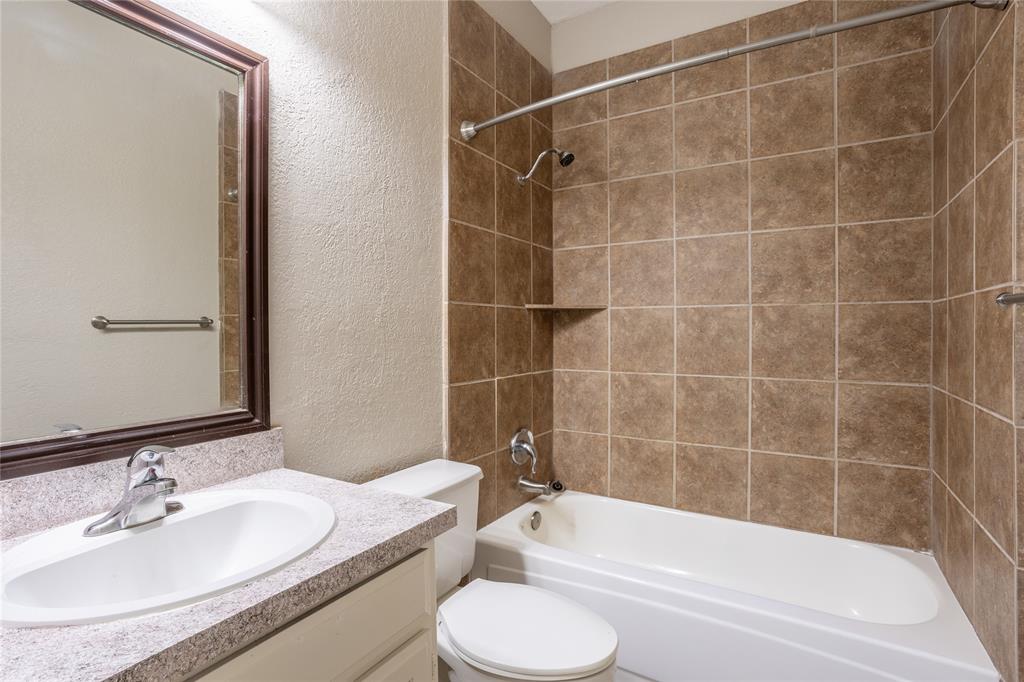 400 E Pearl Property Photo 20