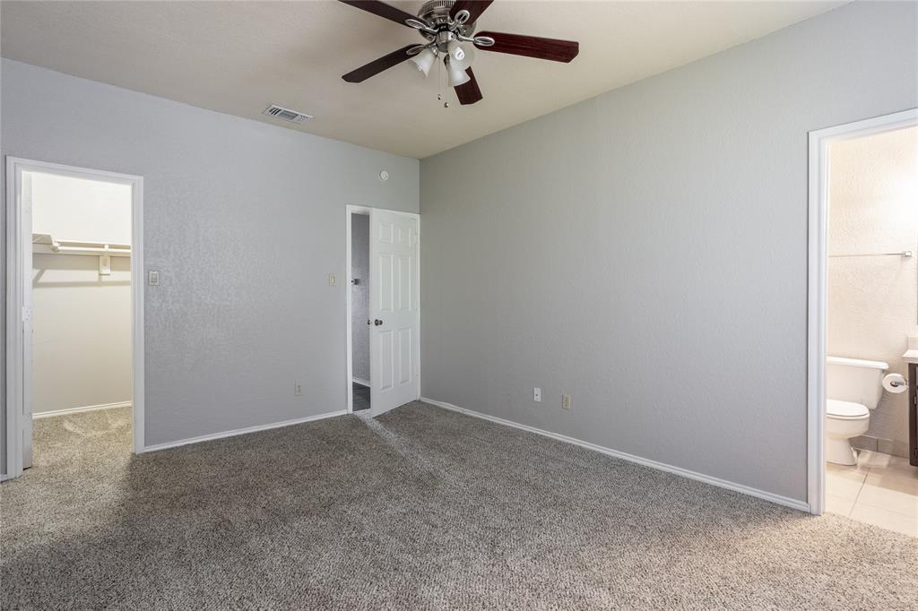 400 E Pearl Property Photo 25