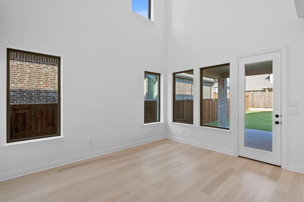 1412 Buttercup Avenue Property Photo 6