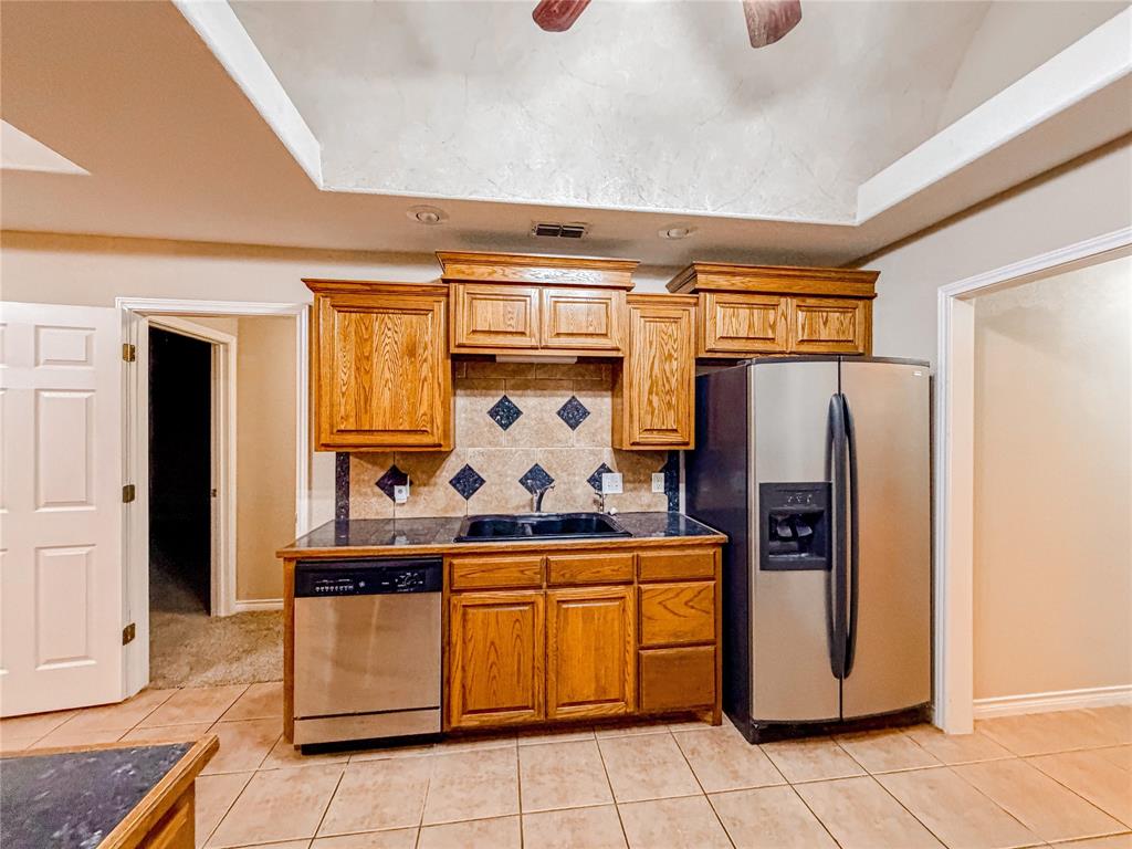 3426 Silver Oaks Drive Property Photo 6