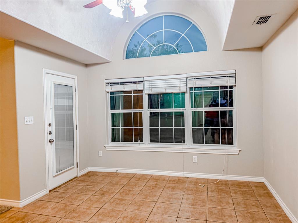 3426 Silver Oaks Drive Property Photo 11
