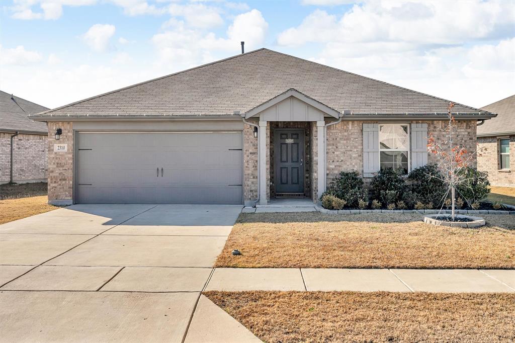 2310 Bellewood Court Property Photo 1