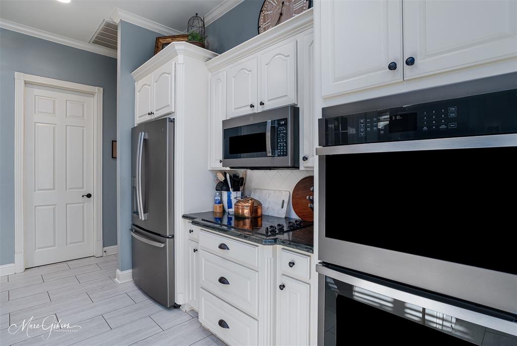 1310 Bay Ridge Drive Property Photo 14