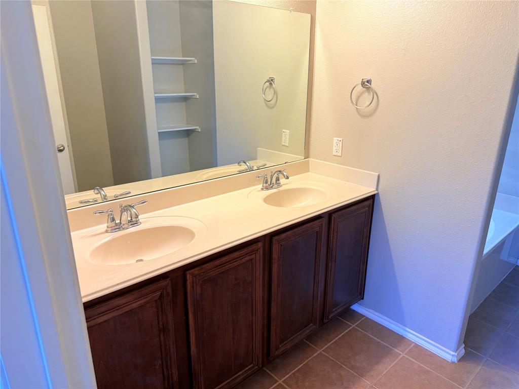 1117 Bent Tree Road Property Photo 11