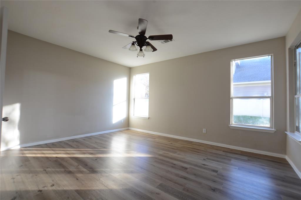 1400 Oakcrest Drive Property Photo 11