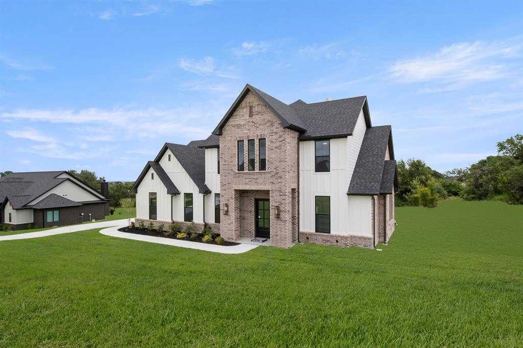 127 Oak Meadow Lane Property Photo 3