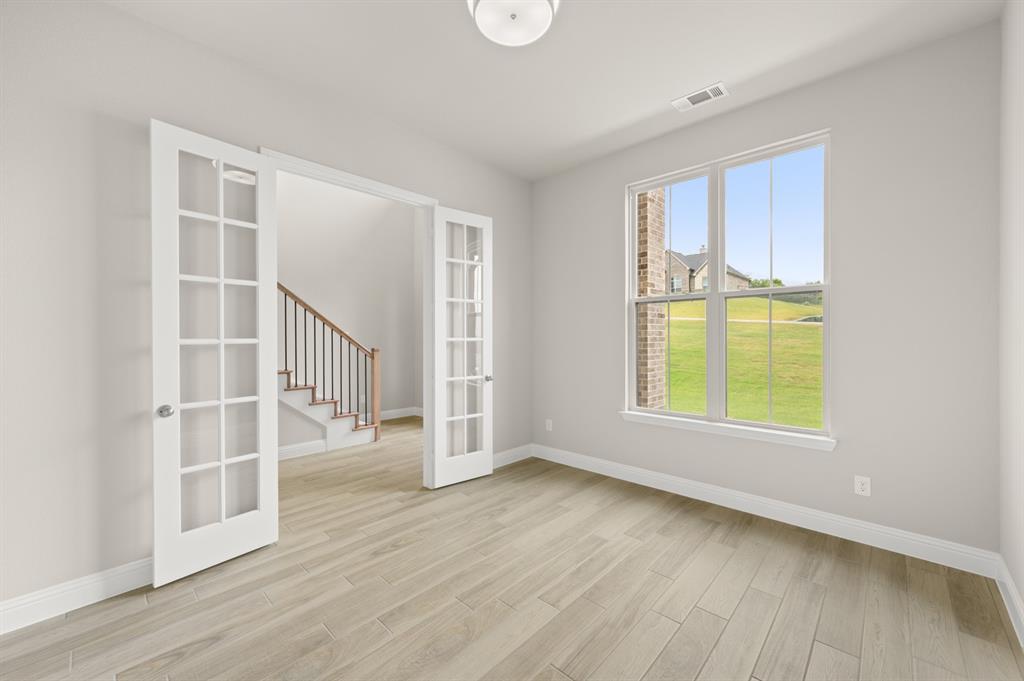 127 Oak Meadow Lane Property Photo 8