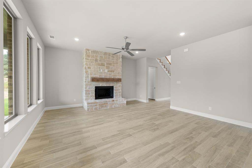 127 Oak Meadow Lane Property Photo 11