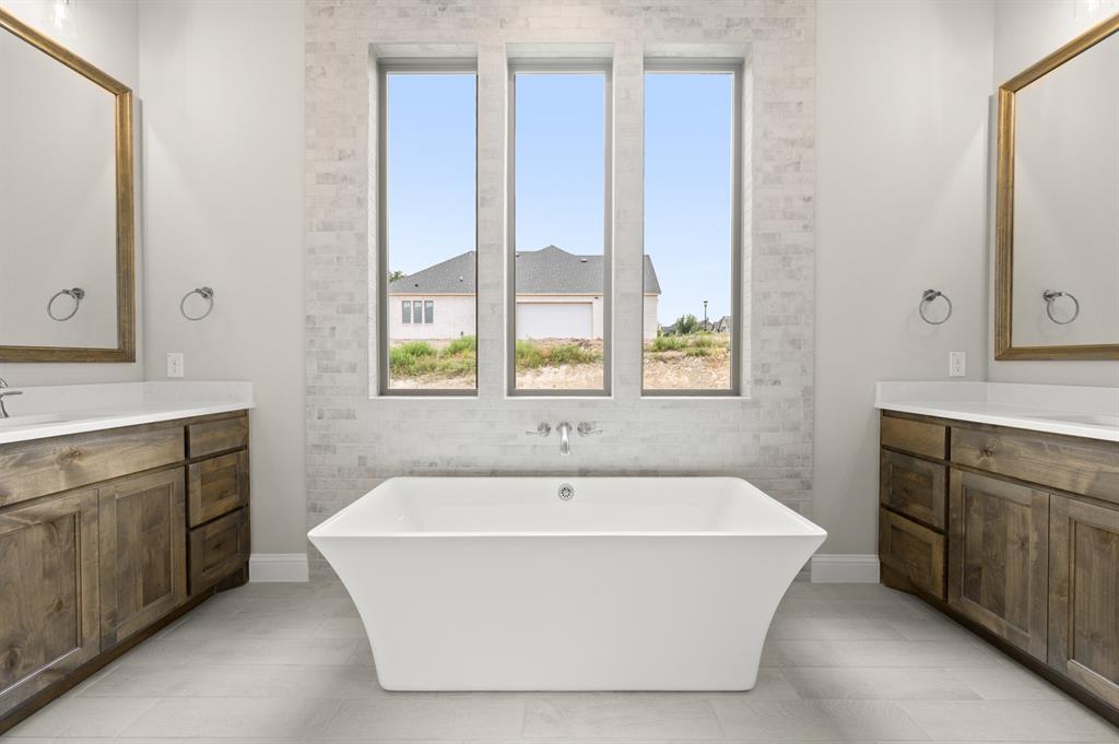 127 Oak Meadow Lane Property Photo 22