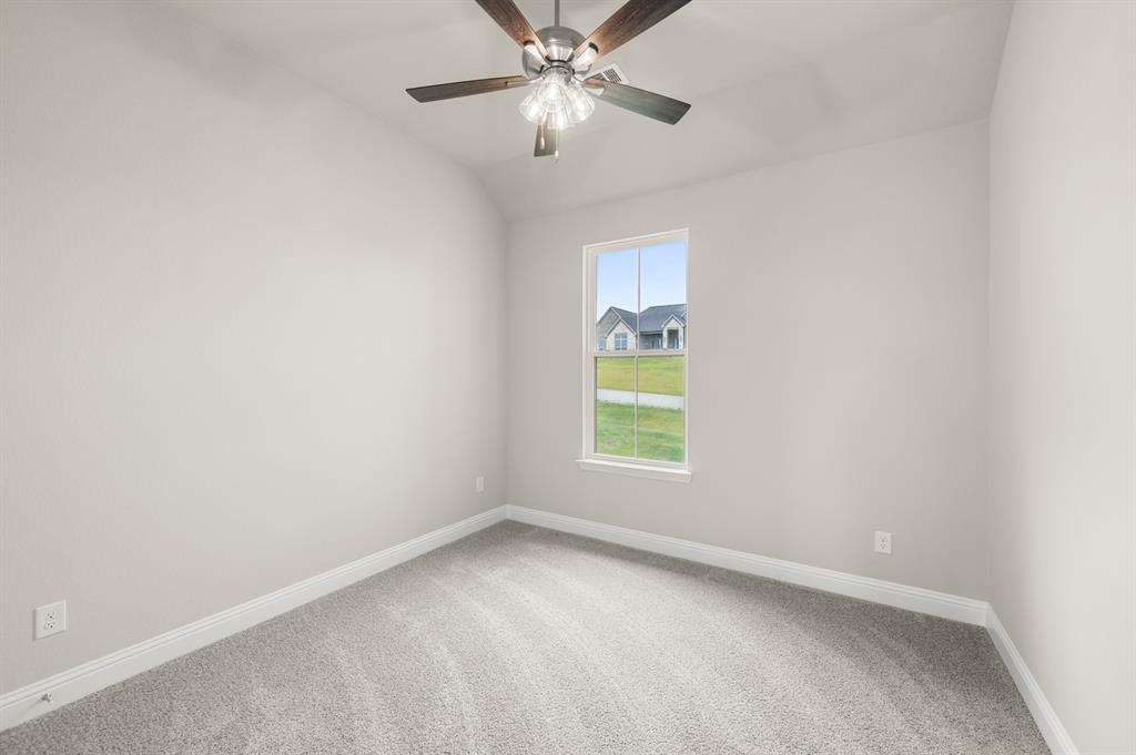 127 Oak Meadow Lane Property Photo 27