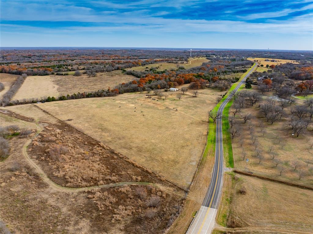 000 Fm 660 Property Photo 1
