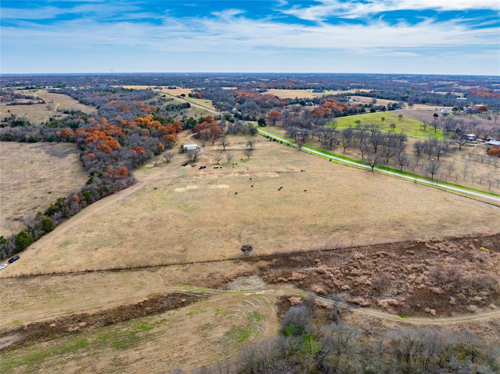 000 Fm 660 Property Photo 11
