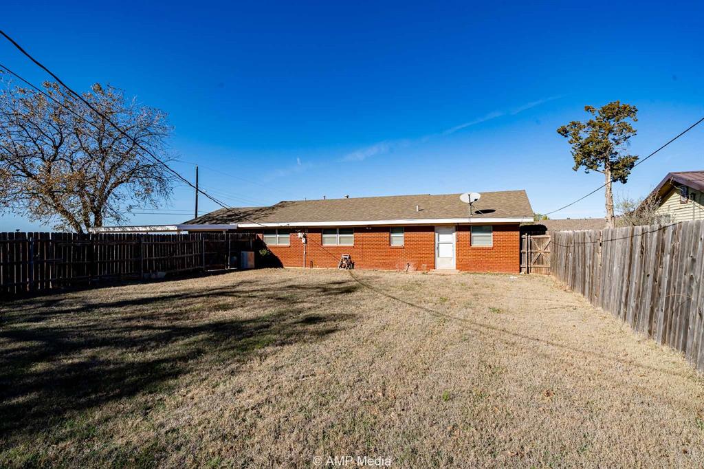 1631 20th Street Property Photo 25