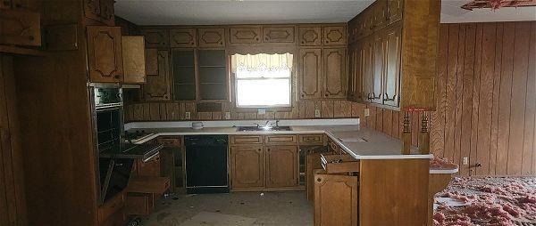 1041 5th Street Property Photo 2