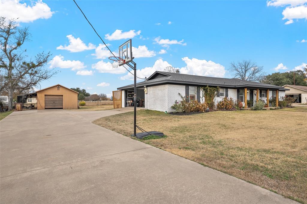 107 Woody Ray Drive Property Photo 3